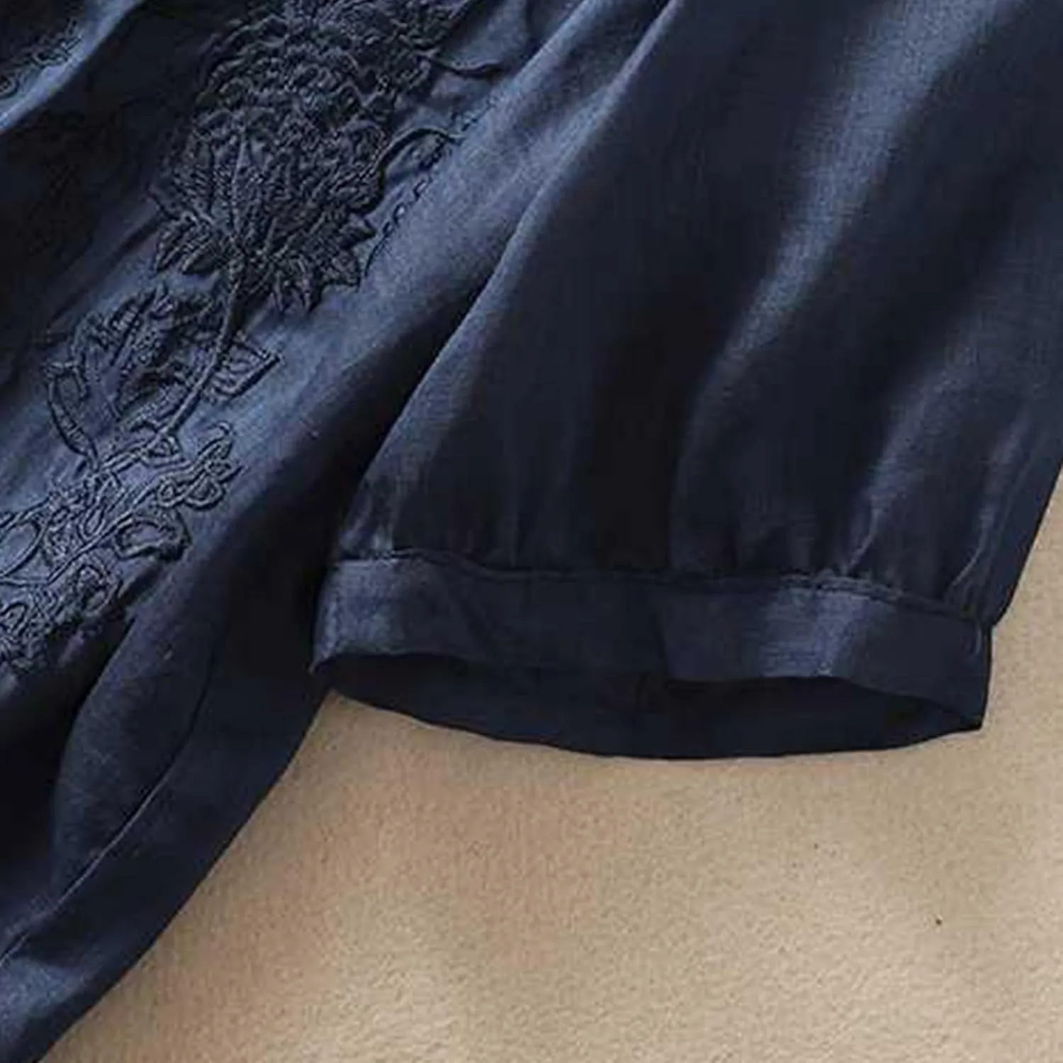 2025 Cotton Linen Shirts for Women Embroidery Jacquard V Neck Blouses Tunics Vintage Boho 3/4 Sleeve Tops Tees