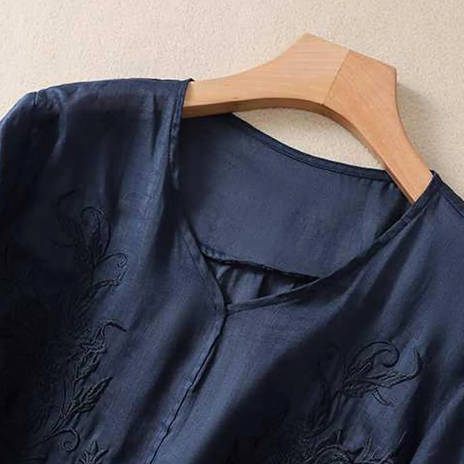 2025 Cotton Linen Shirts for Women Embroidery Jacquard V Neck Blouses Tunics Vintage Boho 3/4 Sleeve Tops Tees