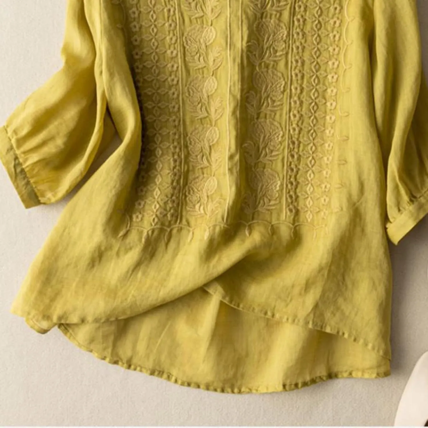 Embroidered Tees Cotton Linen Tops Women 2024 Fashion Crew Neck Boho Tshirts Loose Casual Tunics Summer Shirts