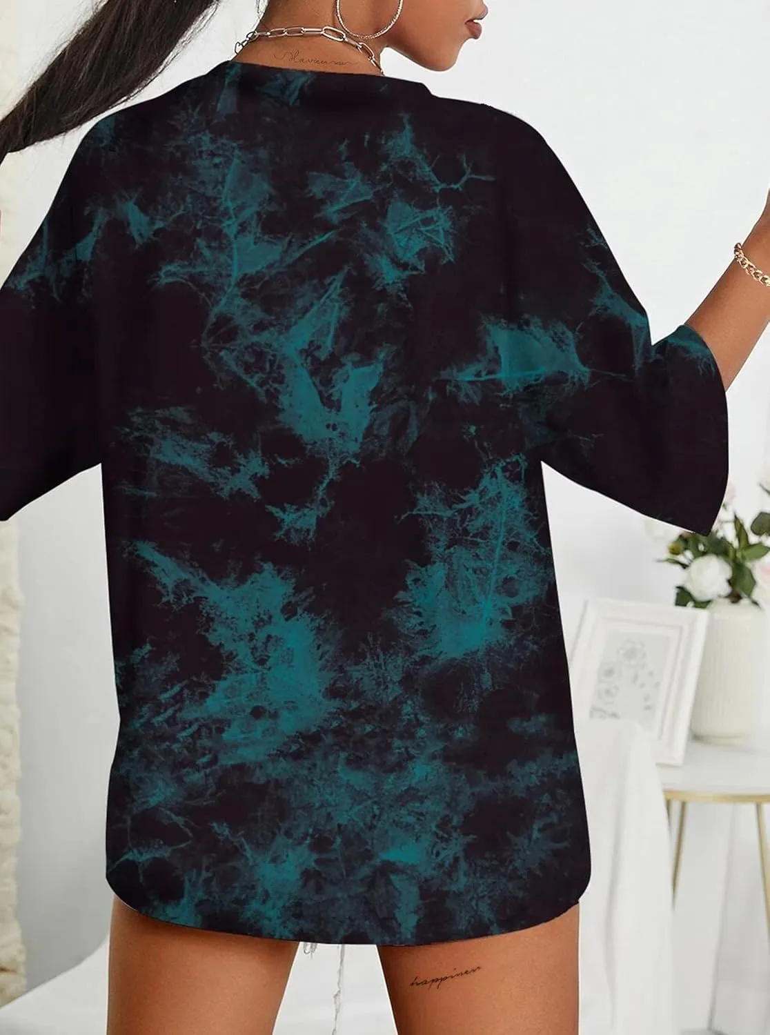 SOFIA'S CHOICE Women's Oversized T Shirts Round Neck Tie Dye Short Sleeve Shirts