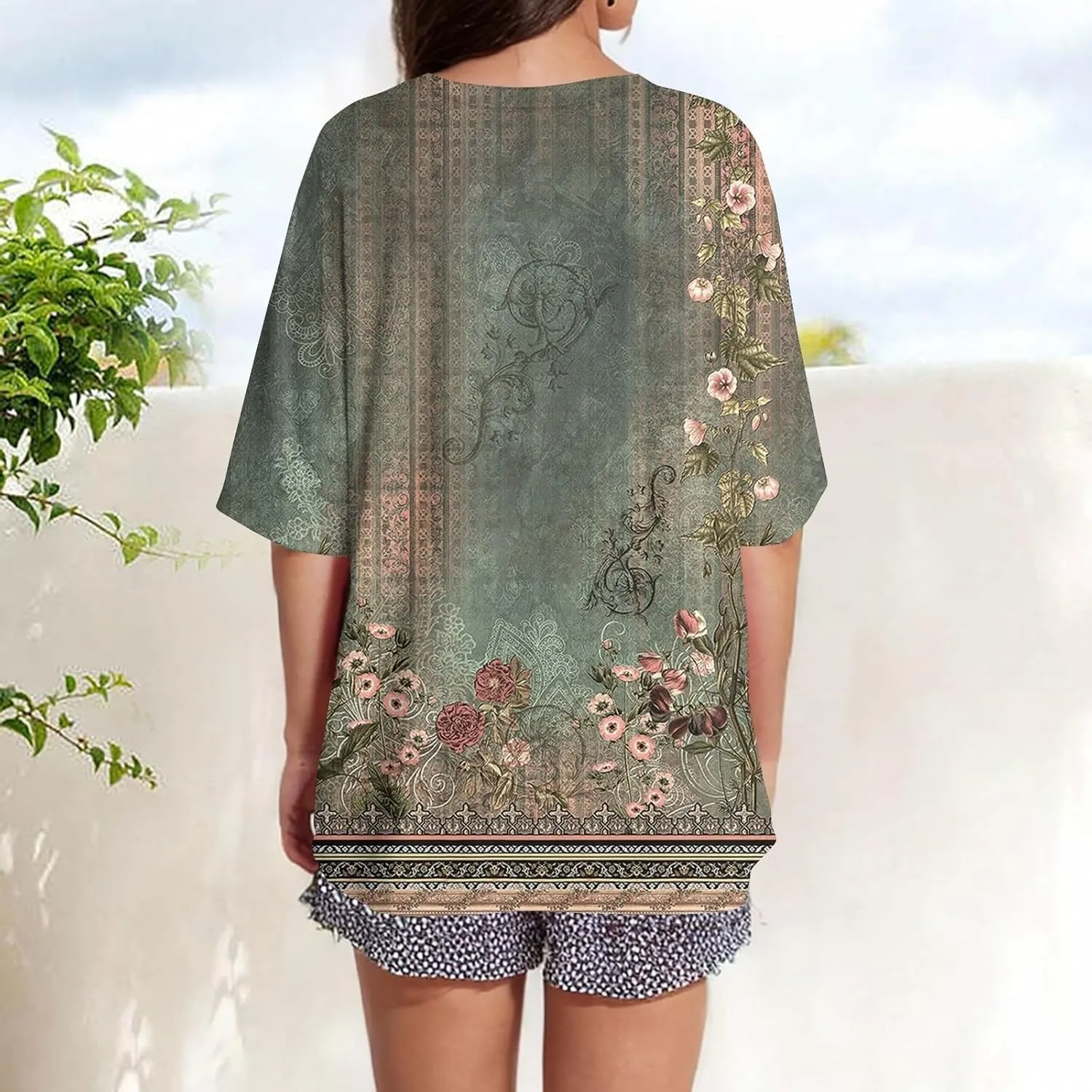 Summer Tops for Women 2025 Oversized T Shirts Loose Fit Short Sleeve Shirts Casual Crew Neck Plus Size Graphic Tees